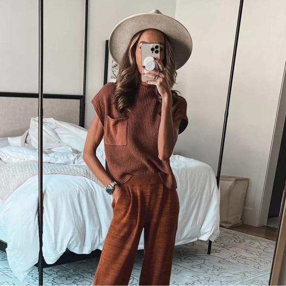 FREE PEOPLE NWT Freya Red Top S - Picture 1 of 3